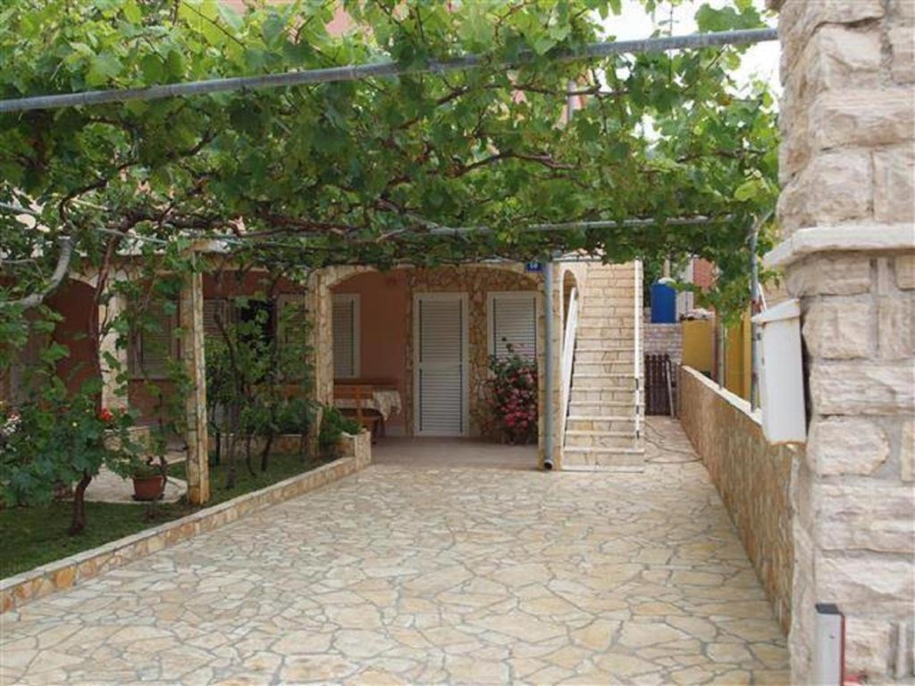 Apartmani Vugec Vir Esterno foto